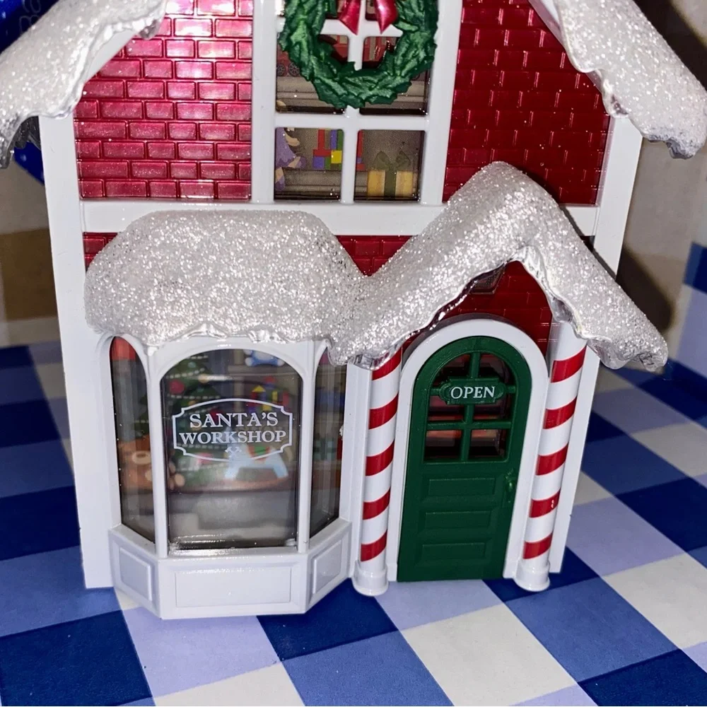 BATH AND BODY WORKS SANTAS WORKSHOP PROJECTOR NIGHTLIGHT WALLFLOWER PLUG